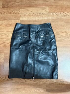 Classic Black Faux Leather Pencil Skirt